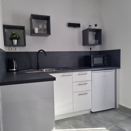 Apartments And Room Vela Senj  Kamer foto